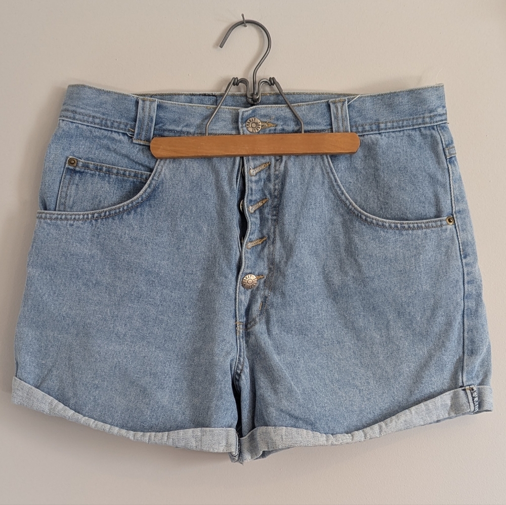 Classic Light Blue Denim Button-Front Women’s Shorts